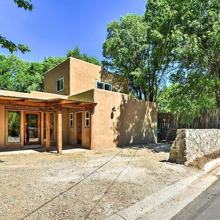 Cozy Home With Media Room Short Walk To Taos Plaza! エクステリア 写真
